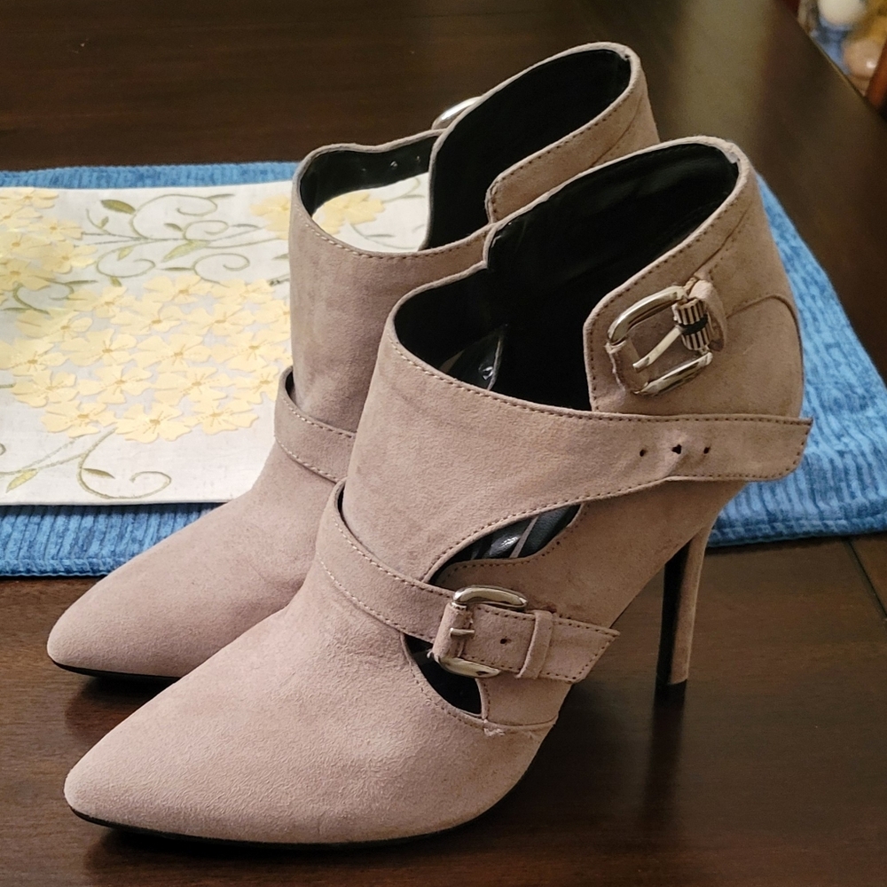 Guess Buckle Booties